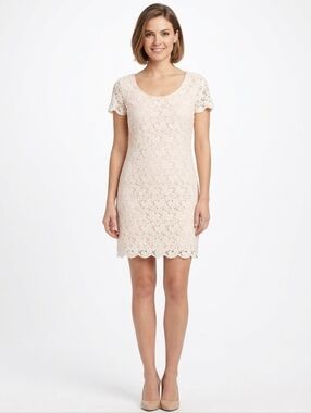 Talula White Lace Short Sleeve Dress Large